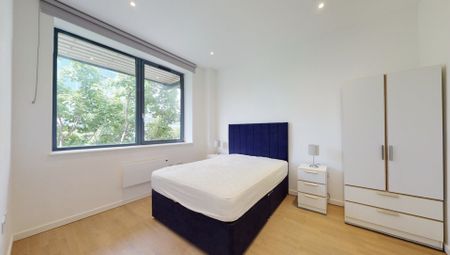 Savoy Court, Riverbank Way, London, TW8 - Photo 2