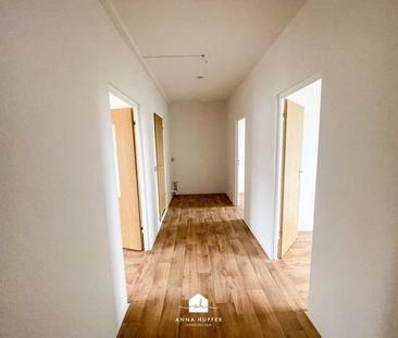 Schöne 3-Raum-Wohnung mit Balkon - Foto 2