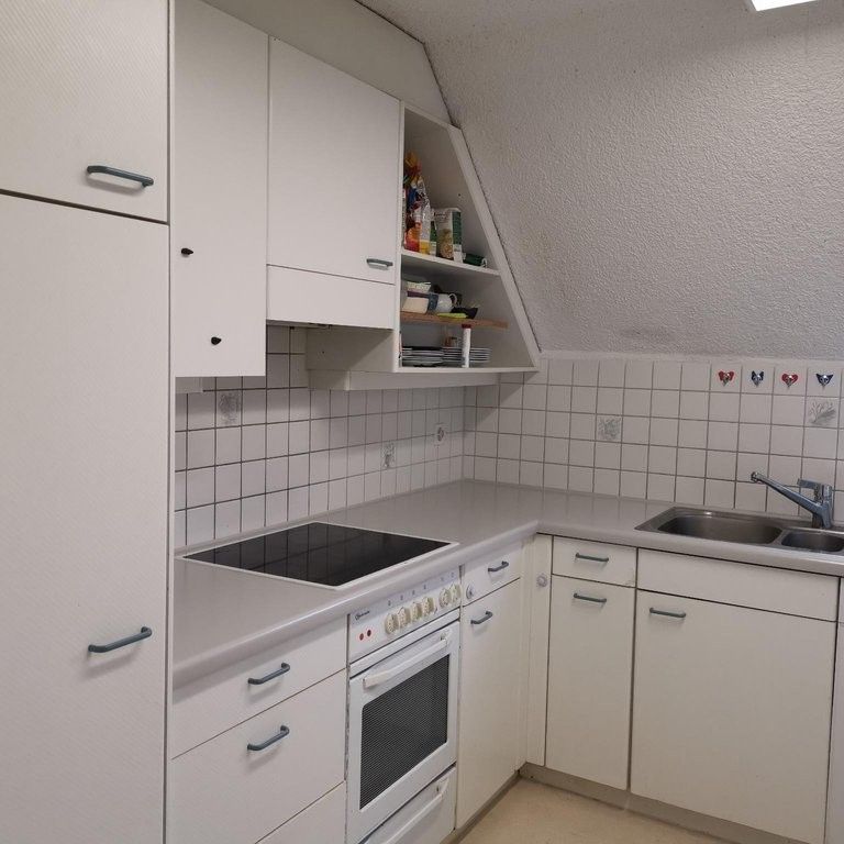 Zentrale und ruhige Lage - Ihre neue Wohnung auf 2 Etagen - Photo 1