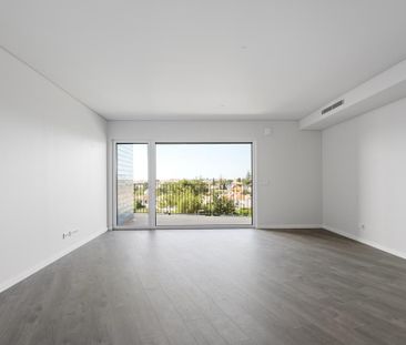 3 Bedroom Apartment, Cascais - Photo 3