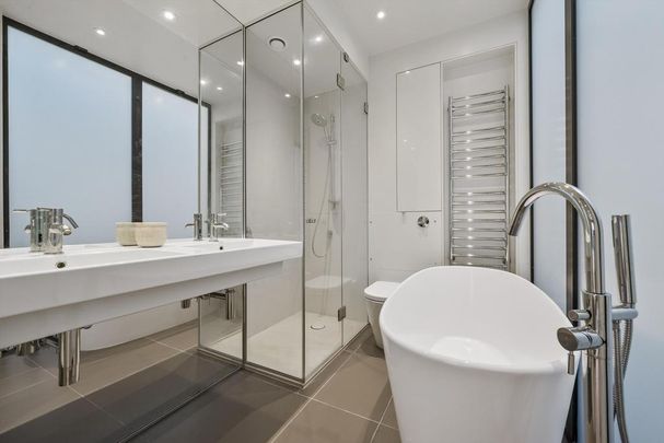 2 bedroom terraced house to rent - Photo 1