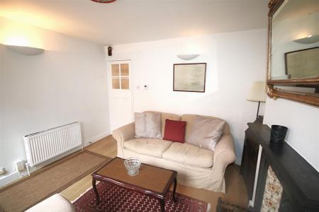 2 bedroom end of terrace house to rent - Photo 3