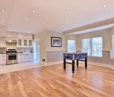 For Lease - 2407 Taylorwood Drive, Oakville, Ontario - Photo 3