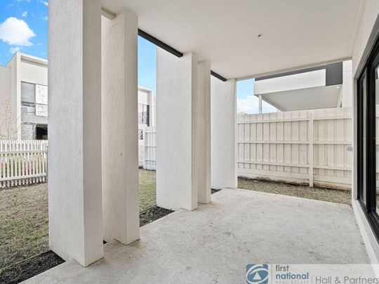 19 Amaryn Court, Springvale - Photo 1