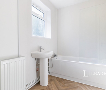 1 bedroom room to rent The Crescent - Photo 3