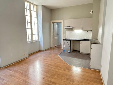 Location Appartement 2 pièces 41m² BORDEAUX 33000 - Photo 3