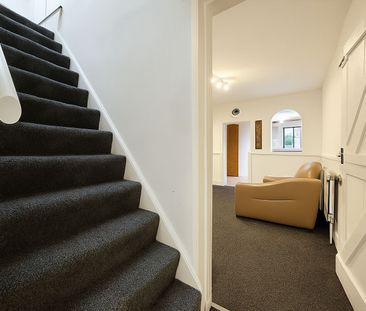 3 Bedroom House To Let - HP12 - Photo 5