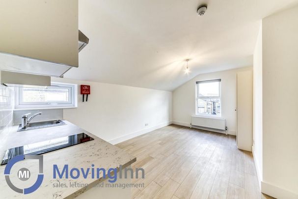 Studio to rent - Photo 1