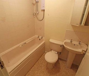 Cambridge Road, Southend On Sea, SS1 - Photo 5