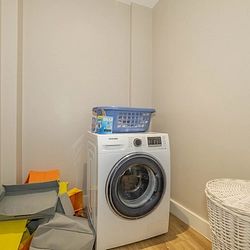 High Street, Ashford, TN24 8SD, Kent - Photo 2