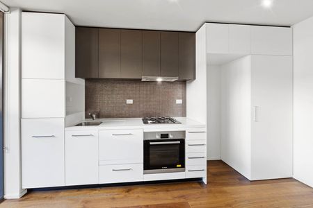 105/907 Dandenong Road, - Photo 2