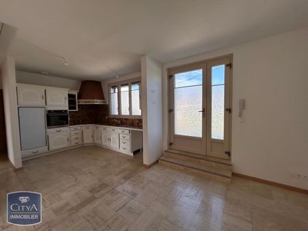 Location Appartement 3 pièces 67m² CHATEAU THIERRY 02400 - Photo 2