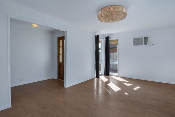 Rustic Elegance and Modern Comfort - Photo 1