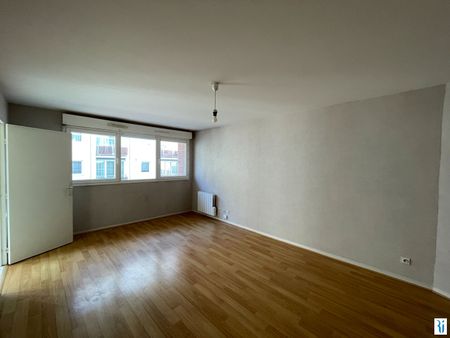 Location Appartement 1 pièce 32m² - Photo 3