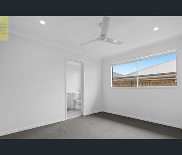 Beautiful Family Home at 6 Georgina Street, Flagstone – Modern Livi... - Photo 1