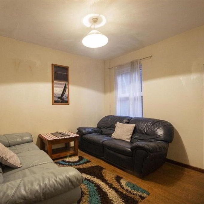 3 Cadogan Street, Belfast, BT7 1QW - Photo 1