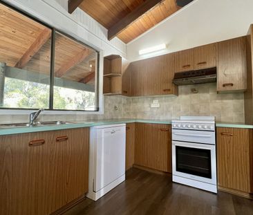 Lovely Family Home on Offer - Bellbird - Photo 5