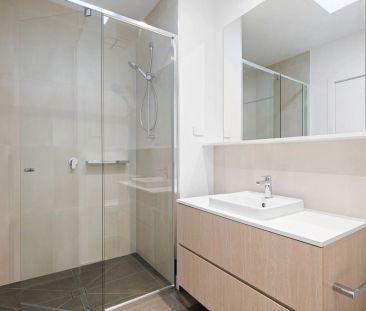 Brand new townhouse with Low-Maintenance Living - Photo 5