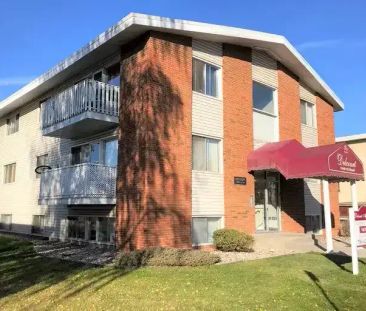 Everything You Need ! | 11640 124 Street, Edmonton - Photo 1