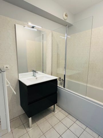 Location Appartement 2 pièces 41m² LIMOGES 87000 - Photo 4