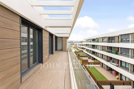 Luxury penthouse for rent in Alcobendas, Autonomous Region of Madrid - Photo 3