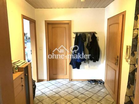 Schöne, 2 Zimmerwohnung mit Balkon in der erste Etage - Photo 2