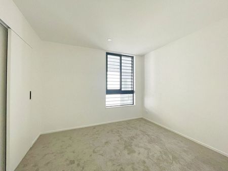 Modern Living in Flat Bush - Newish Terrace Home - Photo 3