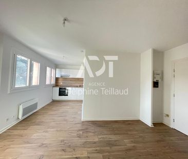 Location Appartement 2 pièces 36m² ECHIROLLES 38130 - Photo 1