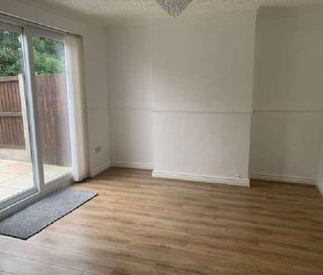 Central Avenue, Liverpool, Merseyside, L24 - Photo 2