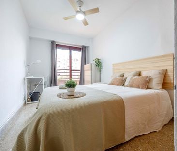 Carrer de Dolores Marqués, Valencia, Valencian Community 46020 - Photo 6