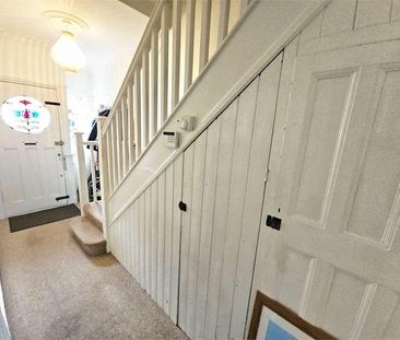 Pall Mall, Leigh On Sea, Leigh On Sea, SS9 - Photo 4