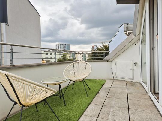 Stilvoll wohnen über den Dächern von Linz, 138 m² WNFL + 10 m² Dachterrasse, 4 Zimmer, Küche möbliert, Parkplatz optional! - Foto 1