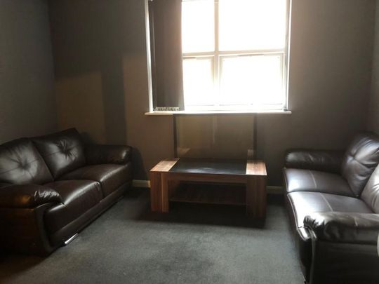 5 bedroom flat share to rent - Photo 1