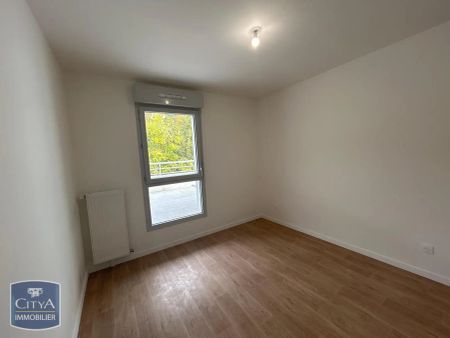 Appartement à louer 3 pièces 65.6m² - Photo 2