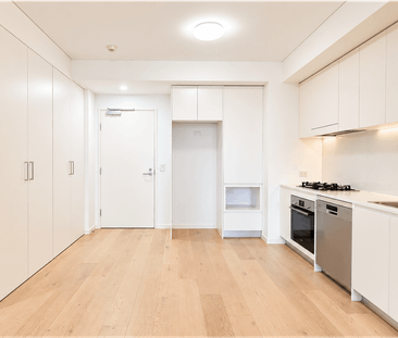Prime Lidcombe Location | 100m to Train Station | Secure 1-Bedroom Apartment - Photo 3