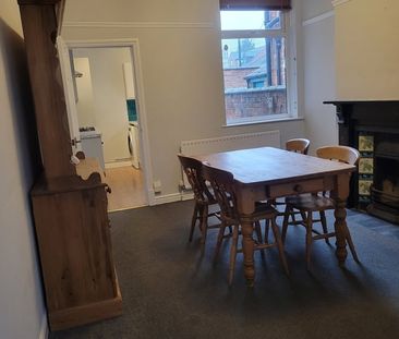 2 Bed Terraced House, Lorne Road, LE2 - Photo 1