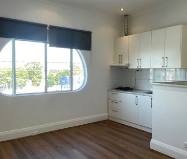 Cosy Unit In The Heart of North Strathfield! - Photo 3