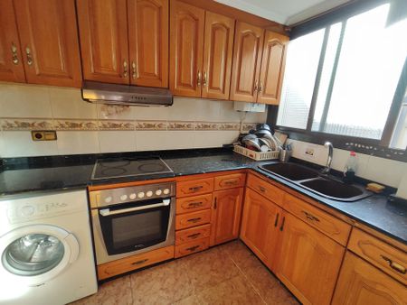 Piso de alquiler en Carrer del Poeta Mas I Ros, Ciutat Jardí - Photo 5