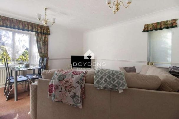 Ash Way, Colchester, CO3 - Photo 1