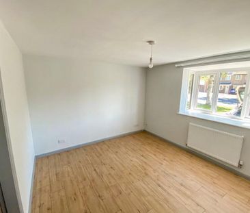 2 bedroom semi-detached house to rent - Photo 5