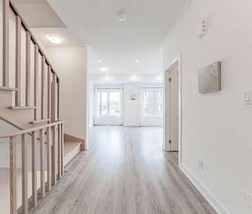 For Lease - 110 Covington Crescent, Whitchurch-Stouffville, Ontario - Photo 4