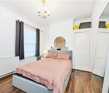 Estreham Road, SW16 - Photo 4