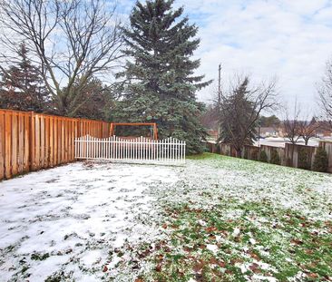 For Lease - 12 Hialeah Crescent Unit# BSMT, Whitby, Ontario - Photo 4