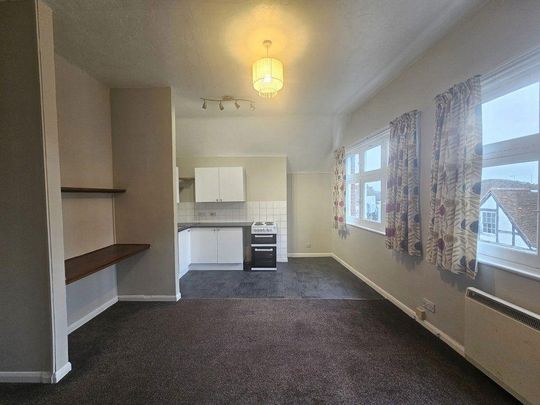 1 bedroom flat to rent - Photo 1