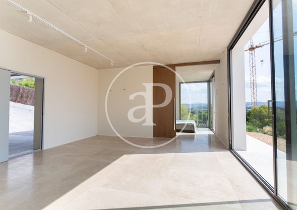 Rental Property in Can Girona
