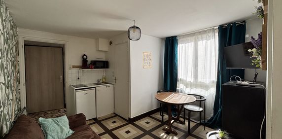 Location Appartement 2 pièces 27m² CAEN 14000 - Photo 2