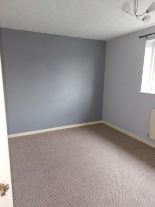 2 Bedroom Semi-Detached House - Photo 1