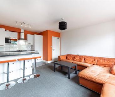 4 bed apartment to rent in Jesmond Road, Jesmond, NE2 - Photo 3