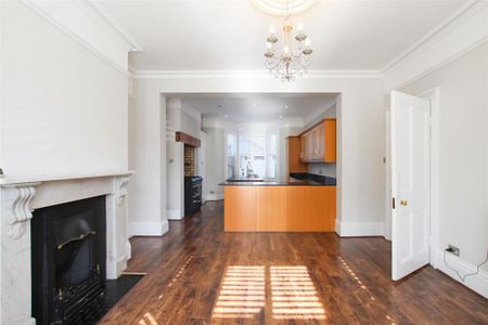 4 bedroom townhouse to rent - Photo 4