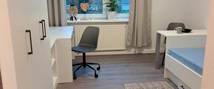 Charmantes 1-Zimmer-Studentenapartment in Hamburg mit Balkon NUR FÜR STUDENTEN/ AUSZUBILDENDE - Foto 1